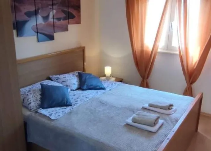 Sara Апартаменты *